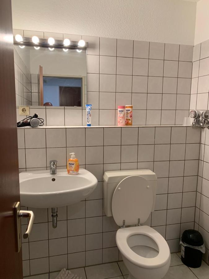 Near University Hospital In Apartment Düsseldorf